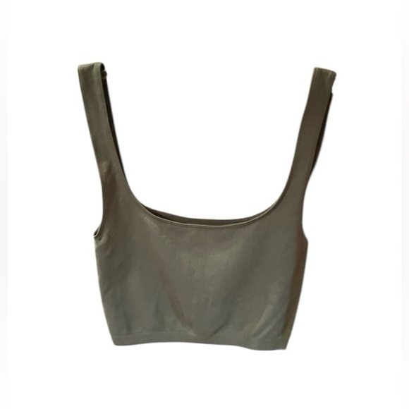 NWT Free People Scoop Neck Crop - Picture 9 of 11